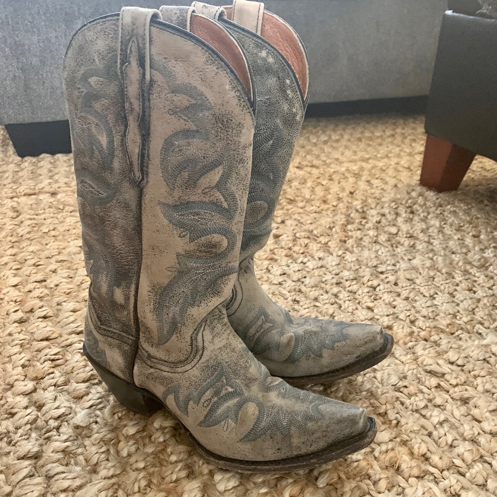 Dan Post Distressed Cowboy Boots